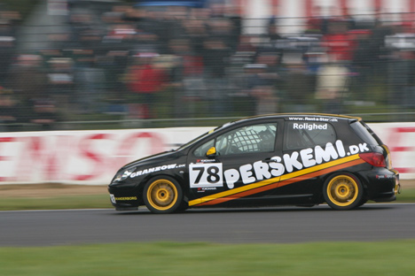 Lasse Rolighed og Pers Kemi Sport er klar til at jagte pokaler i Yokohama Cup 2000